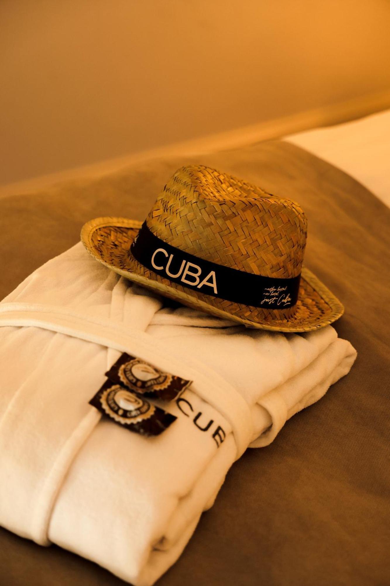 Hotel Hostal Cuba Пальма-де-Майорка Экстерьер фото